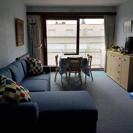Zonnig Appartement Met Zeezicht Koksijde Bagian luar foto