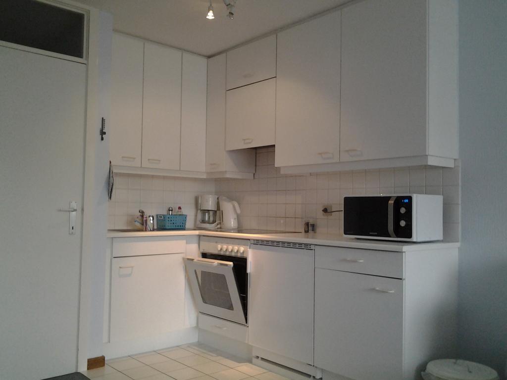 Zonnig Appartement Met Zeezicht Koksijde Bagian luar foto